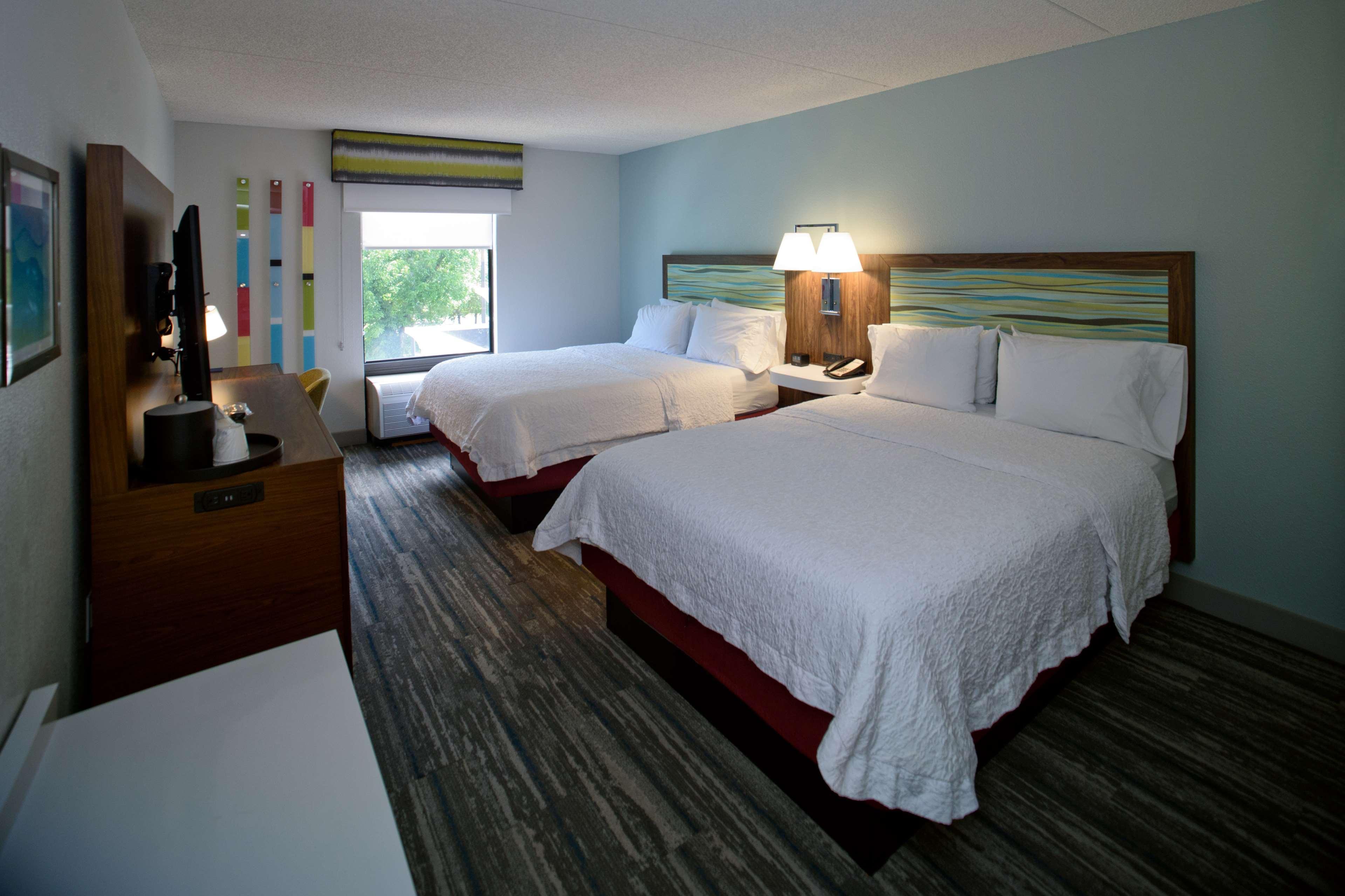 Hampton Inn פאייטוויל מראה חיצוני תמונה