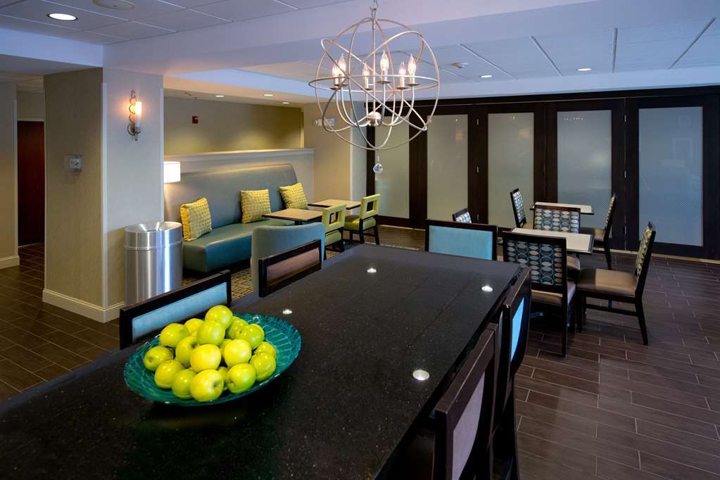 Hampton Inn פאייטוויל מראה פנימי תמונה