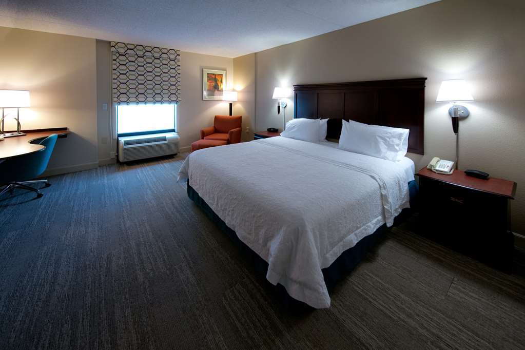 Hampton Inn פאייטוויל חדר תמונה