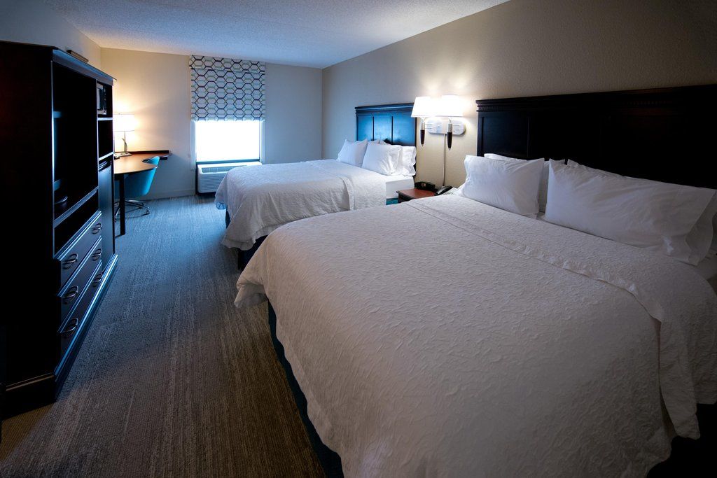 Hampton Inn פאייטוויל מראה חיצוני תמונה