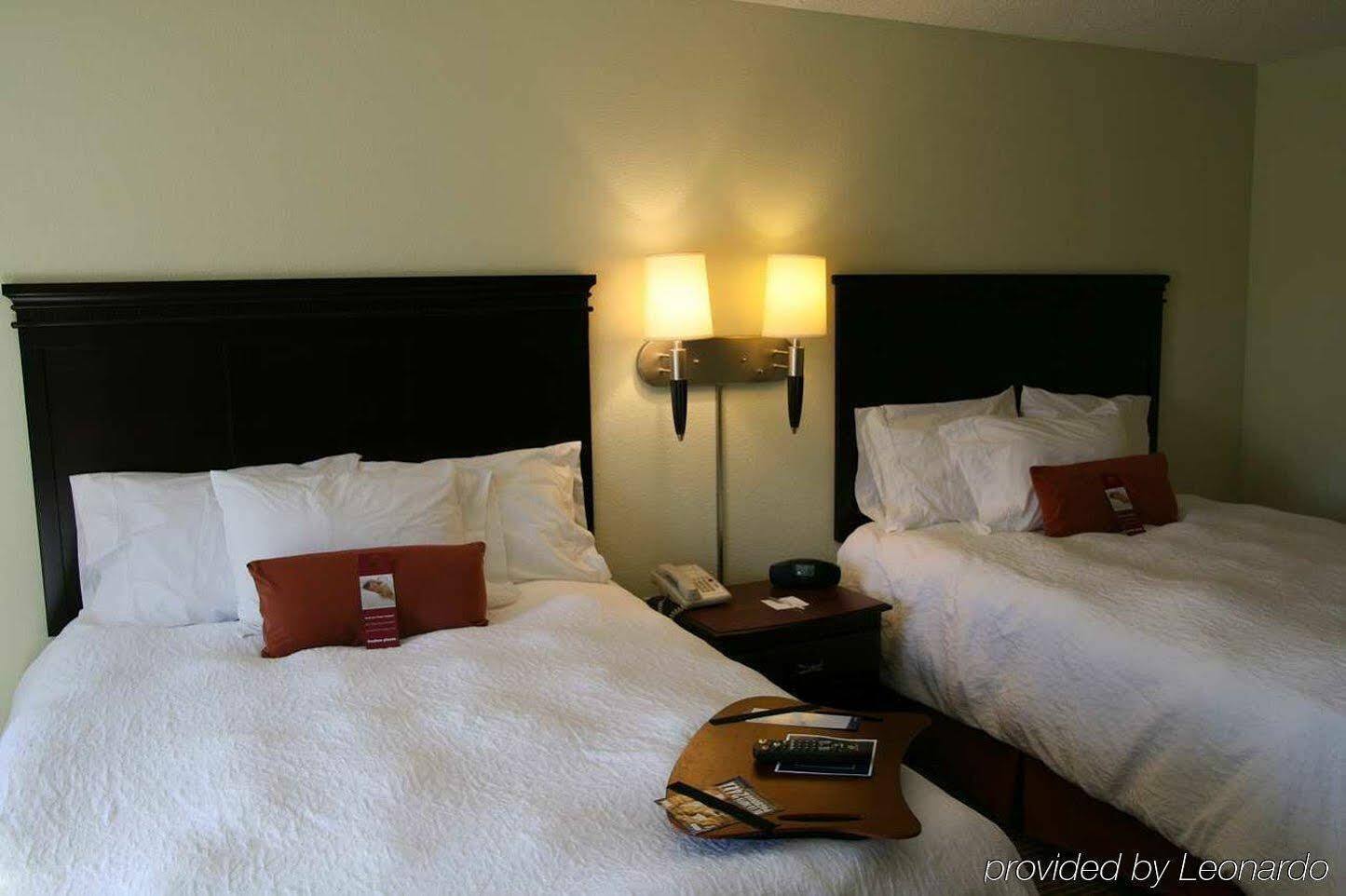 Hampton Inn פאייטוויל מראה חיצוני תמונה