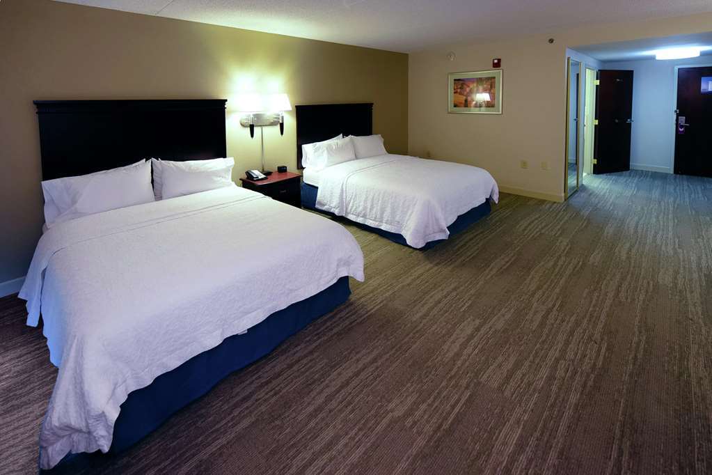 Hampton Inn פאייטוויל חדר תמונה